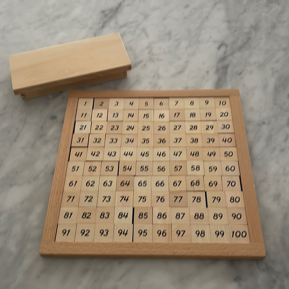 Montessori 100 Board